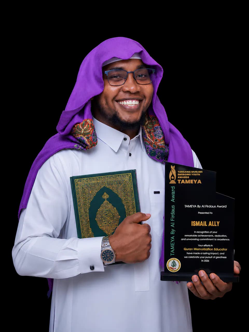 Certified award-winning Quran tutor for Arabic Service online classes
